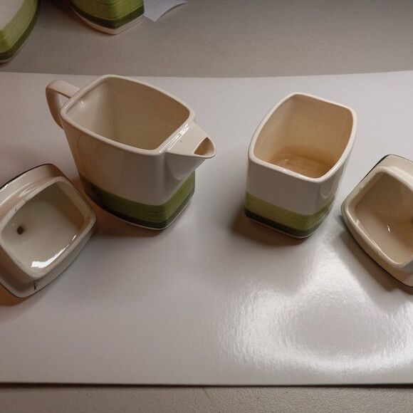 Imperial Stone Lidded Cream and sugar Fern Pattern # 4711 Cottagecore Kitsch - Picture 3 of 10